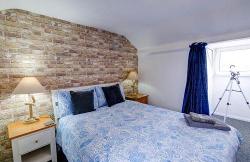 Seashell House with SEA VIEWS and FREE GYM POOL PASS - Photo 8