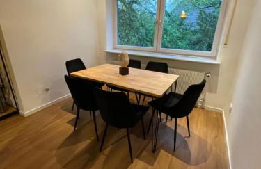 Quiet Family Apartment - 10 min to Center & Oktoberfest - Free Parking - near Nymphenburg Palace & Botanical garden - Photo 8