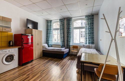 Enjoy your stay with DKN apartments - Mon-Sun - Late night check-in - Multilanguage - Near Railway station - Witamy serdecznie - Foto 1