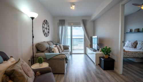 1ª Linea de Mar 4pax Valencia 15 min - Foto 2