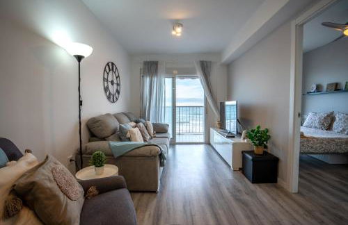 1ª Linea de Mar 4pax Valencia 15 min - Foto 2