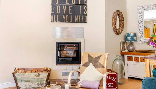 The Old Pool House, Stylish Large Studio in Private Country Estate with Air Con - Foto 4