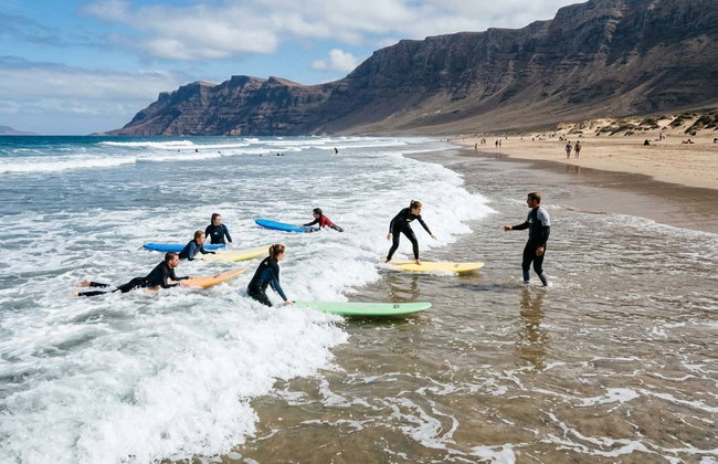 Corso di surf a Caleta di Famara - Foto 2