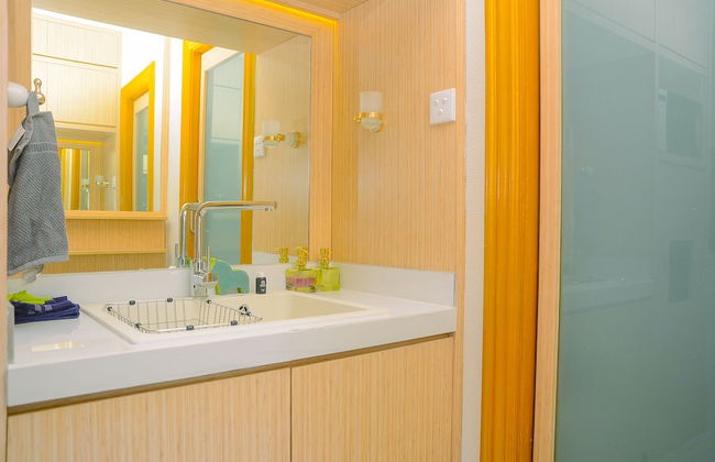 Modern Studio at Titanium Square Apartment - Photo 10