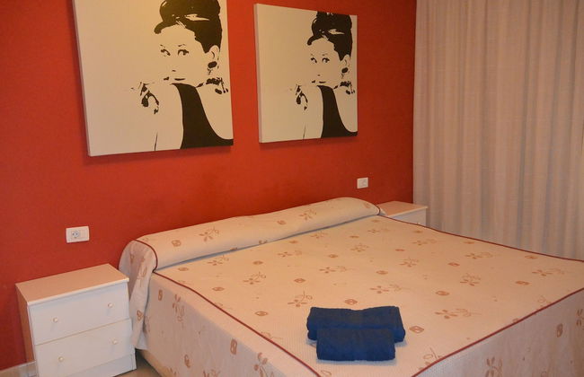 Olivia Sunbeach - Photo 8