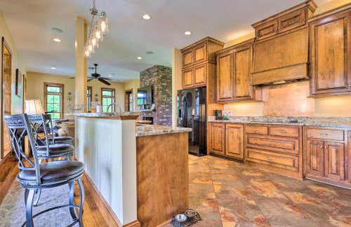 Bright Waveland Home - Walk to Beach Access! - Foto 8