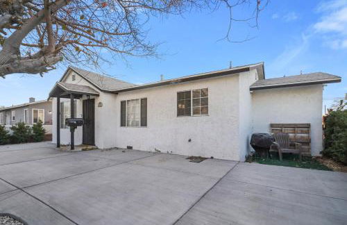 Cozy single story 2 bdrm family home near the BLVD - Foto 24