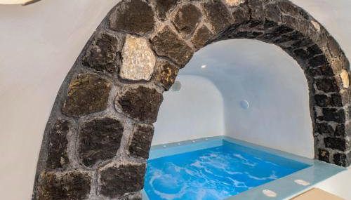 Fira-Cave-Sleeps 13-Parking-Pool-Pet Friendly - Foto 4