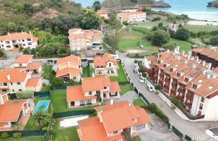 Villa Playa de Barro – Jardín privado junto al mar - Foto 2