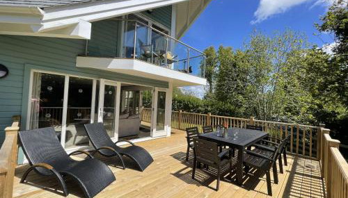 Trewhiddle Retreat V12 by Together Travel - Luxury 4-Bedroom Villa - Foto 1