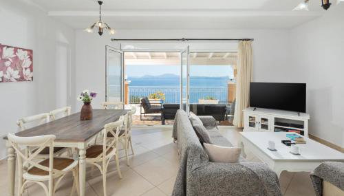 Angela - Photo 4, Other