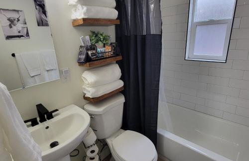 Cozy Cottage near USU - Photo 7