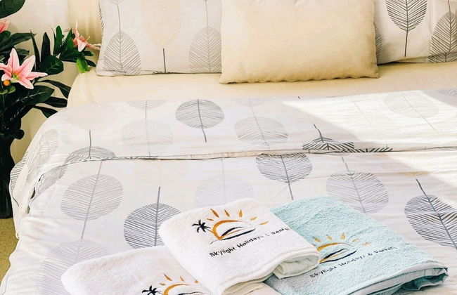 Villa for 9 Guests, Pool, Parking, Walk to Beach - Foto 7