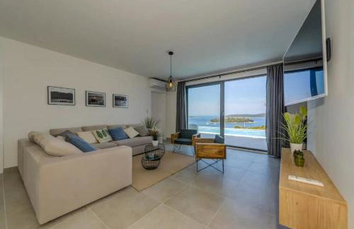 Villa Marvela - Family 4 Bedroom - Photo 28