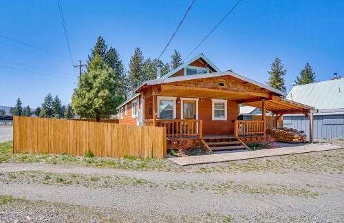 Less Than 1 Mi to Lake Almanor Home with Furnished Decks! - Foto 26