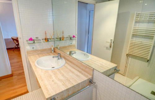 Tropical Terrace Apartment by Hello Homes Sitges - Photo 29