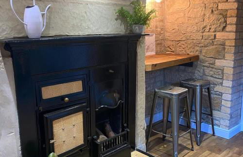 Farndale House-Hot tub - Photo 30