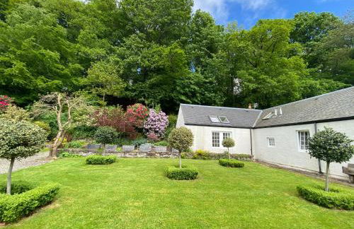 Spacious cottage - walk to Crieff - Photo 1