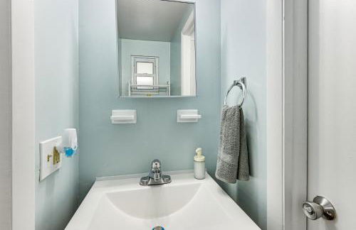 7 Mi to Busch Gardens Tampa Gem with Yard! - Foto 20