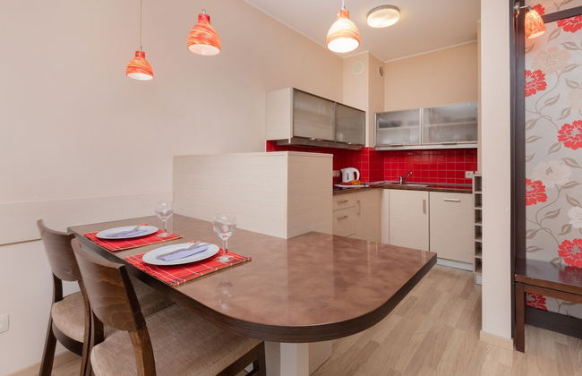 Elegant Apartment Seaside by Renters - Photo 9