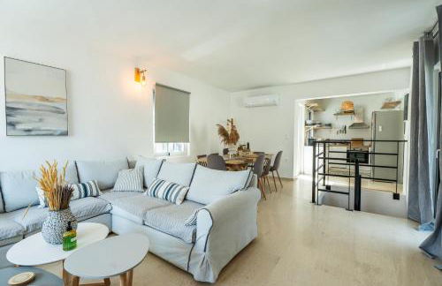 Sea-esta Beach House, Beachfront Residence & BBQ, By ThinkVilla - Foto 17