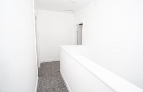 Modern 4BR Home in Dudley - Foto 40