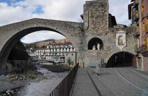 Cal Harrys - La Mejor Casa de vacaciones en Pyrenees con Vistas a la Montaña - Photo 50