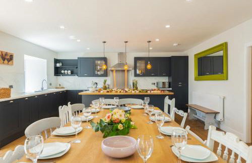 Nether Newton - Sleeps 12, Hottub, Sauna, Private Garden - Foto 49