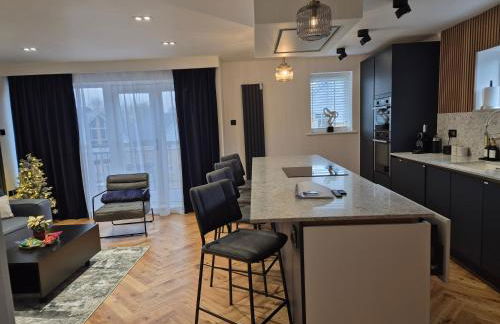 Newly Renovated Flat with Parking space - Foto 9