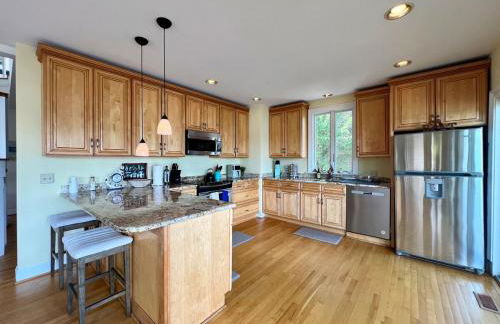 Waterfront Getaway - Dock UR Boat & Walk to Beach - Foto 23