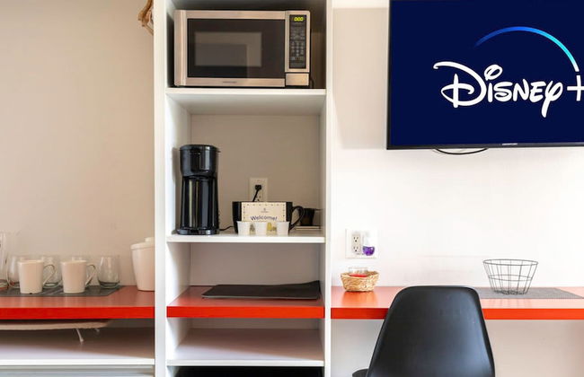 Entire Studio With Free Shuttle to Disney - Foto 7