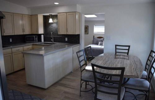 Modernized Red Brick Beauty - Foto 13