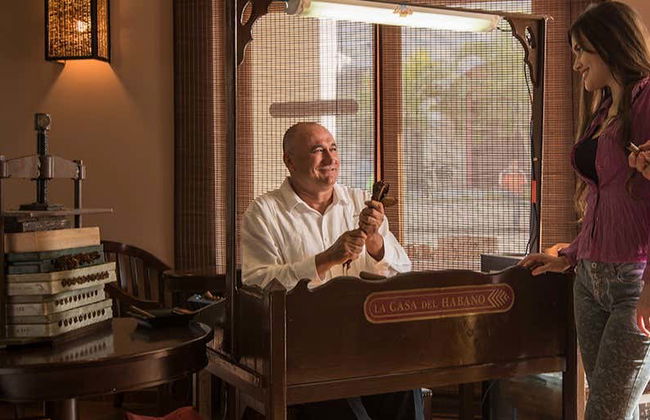 Tobacco, Rum, and Sugar Tour - Foto 1