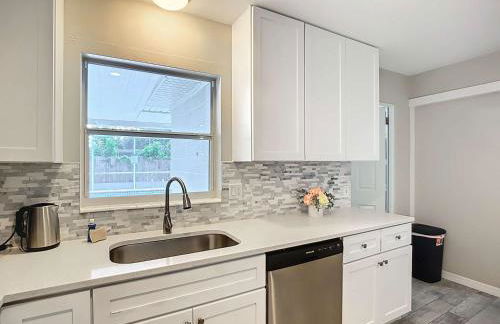 Bradenton 5BR 2BA POOL Mini Putt - Foto 5