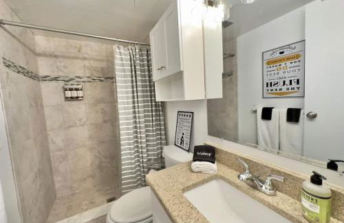 Beachfront with heated pool, 60 seconds to beach - Foto 51