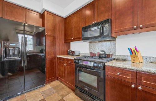 LV222 Spacious Upstairs 2BR Lock-Off in Legacy Villas - Foto 8