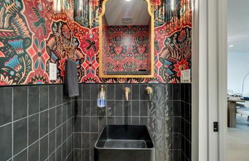 Architectural East Austin Home with Pool & Casita - Photo 30