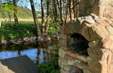 Mały domek nad rzeką Słupią - Foto 8