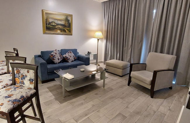 NY Suites Hotel - Photo 41