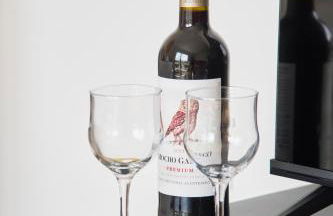 Beachside Modern Flat with AC, By TimeCooler - Foto 14