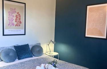 Ettore 3-bed Villa - Sleeps 6, Garden & Parking - Foto 41