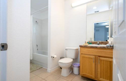 Amazing 2bed Condo in Kissimmee near Disney - Mickey Sorcerer - Foto 26