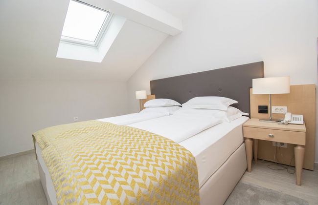 Aparthotel Flora - Foto 9