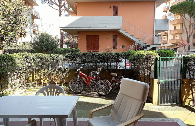 Attractive Apartment With Private Garden - Foto 1