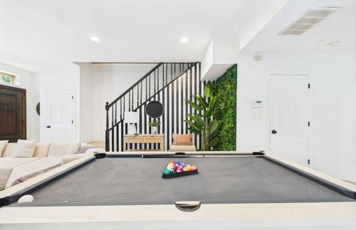 Luxe Chicago Retreat Game Room, Deck Fire Pit - Foto 10