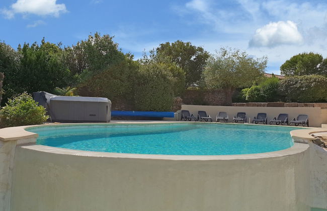 Villa With Heated Pool, Jacuzzi, Sports Field and Stunning Views - Photo 67