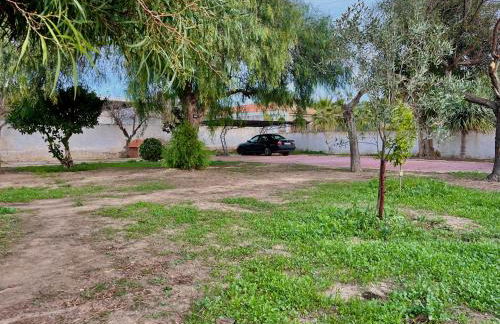 Estudio adosado acogedor con jardín, barbacoa y parking privado - Photo 22