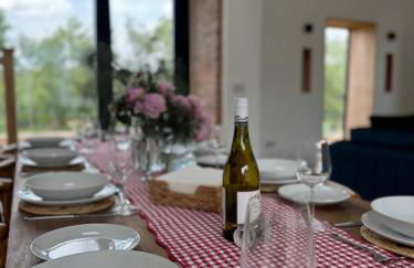 Threshing Barn- Modern 5 Bed, 10 person, Barn Conversion in a Rural Location with Great Access - Foto 25