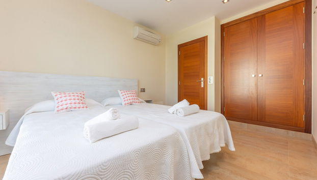 Antonia - House In Can Picafort. Free Wifi - Foto 3, Habitación