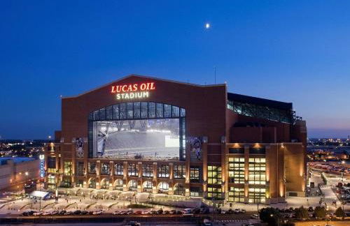 Walk to Lucas Oil Stadium, Gainbridge, Conv Center - Foto 29